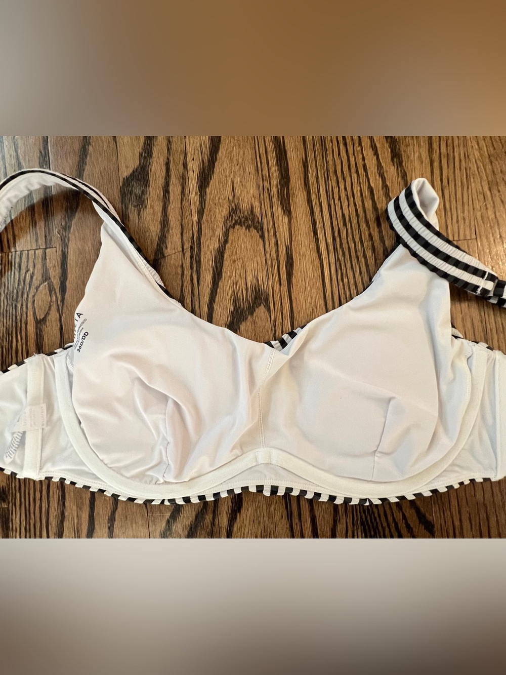 Athleta Black and White Striped Bikini Top - Picture 7 of 7
